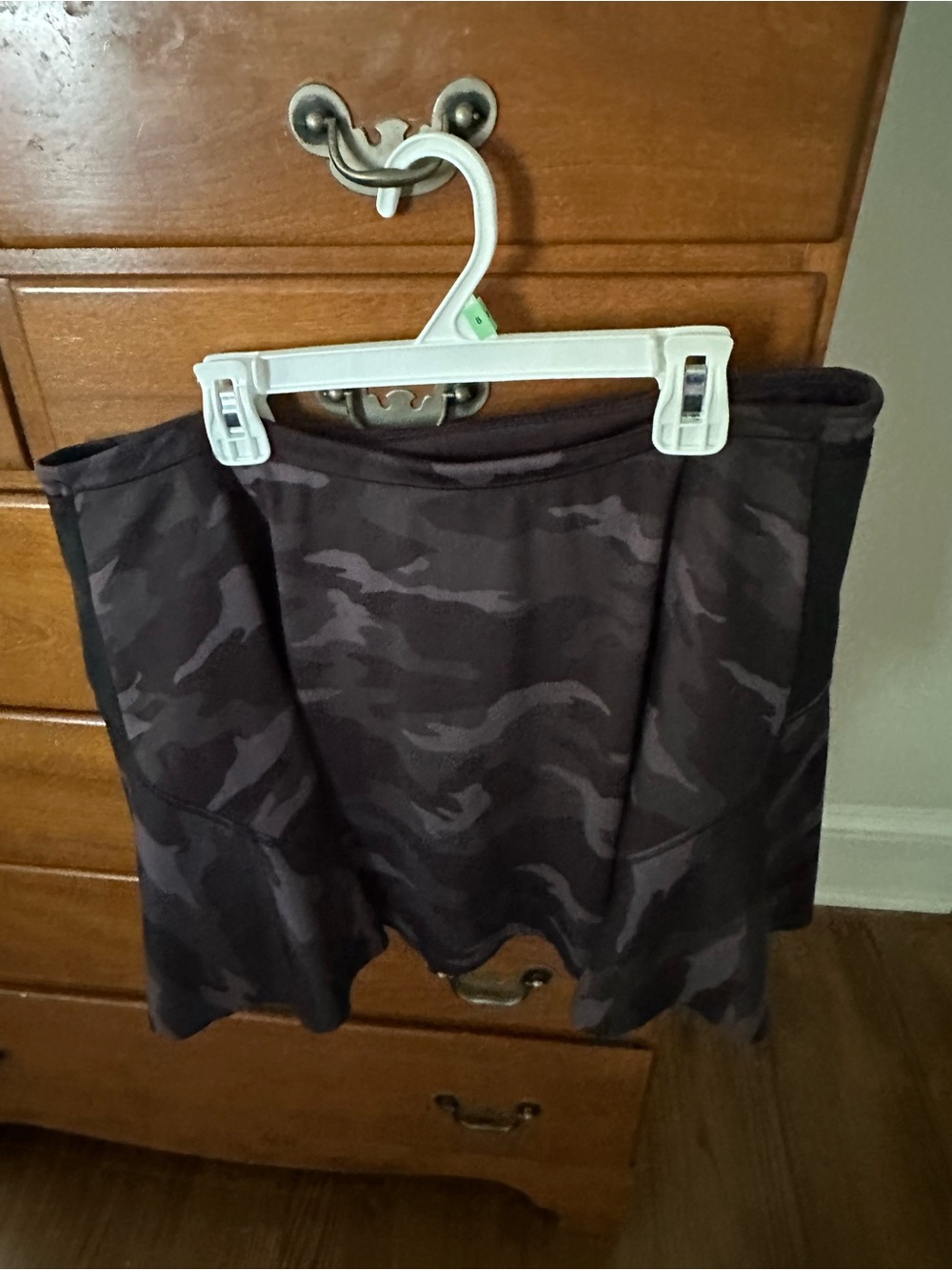 ATHLETA Workout Camo Women’s Skirt - Stylish Active Skirt